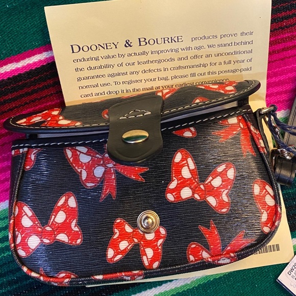 Dooney & Bourke Handbags - Dooney & Bourke Disney Minnie Mouse wristlet